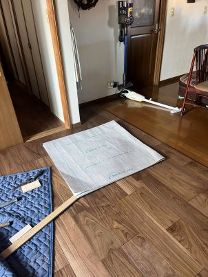 全体的にキレイな仕上がりでフローリングを張り進んでいます